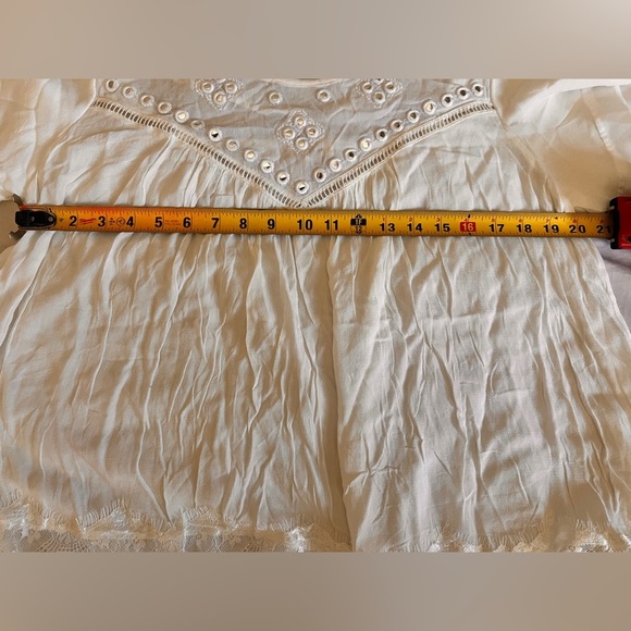 POL White/Silver Short Sleeve Blouse NWOT - Picture 5 of 6